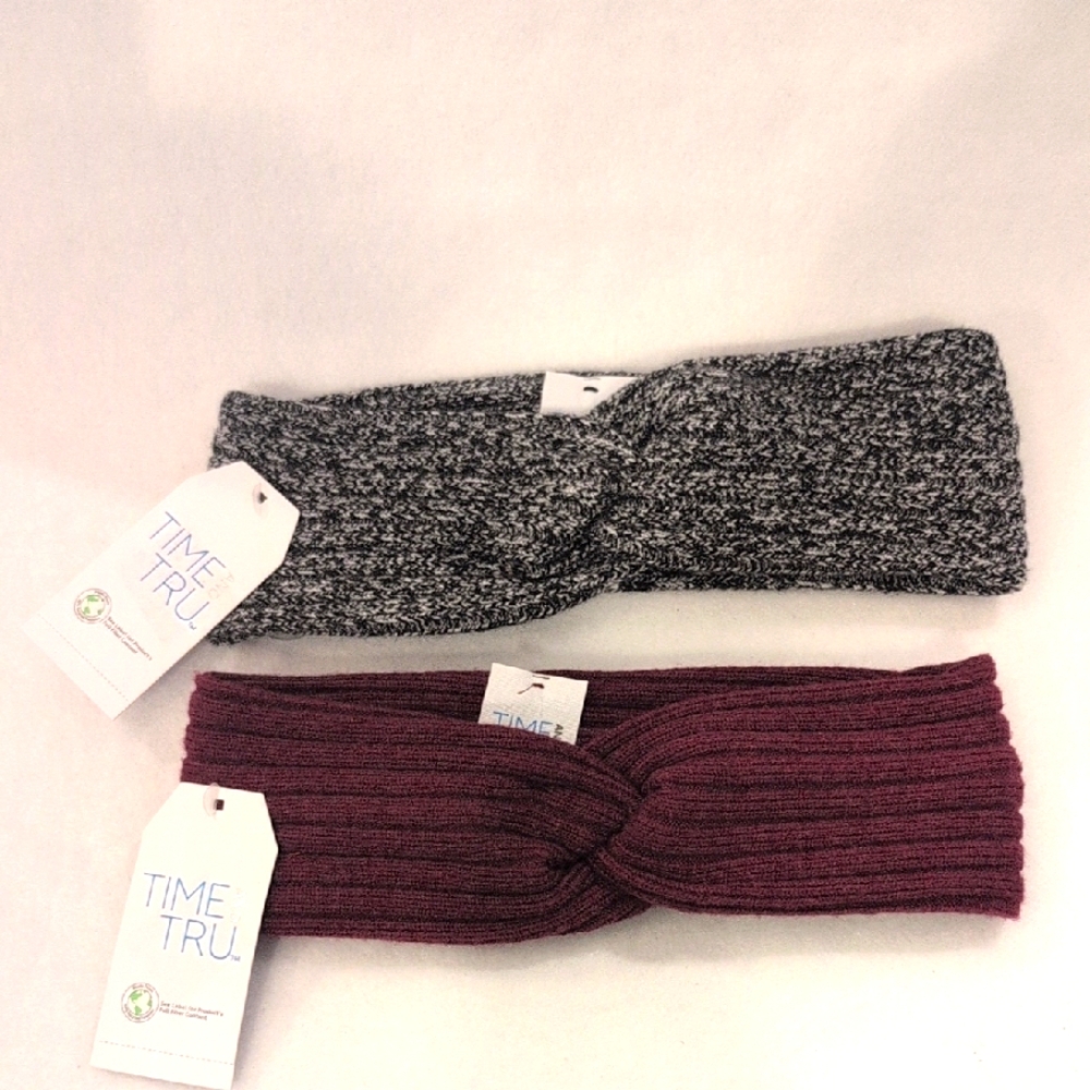 Women's Time & Tru burgundy & black headwrap